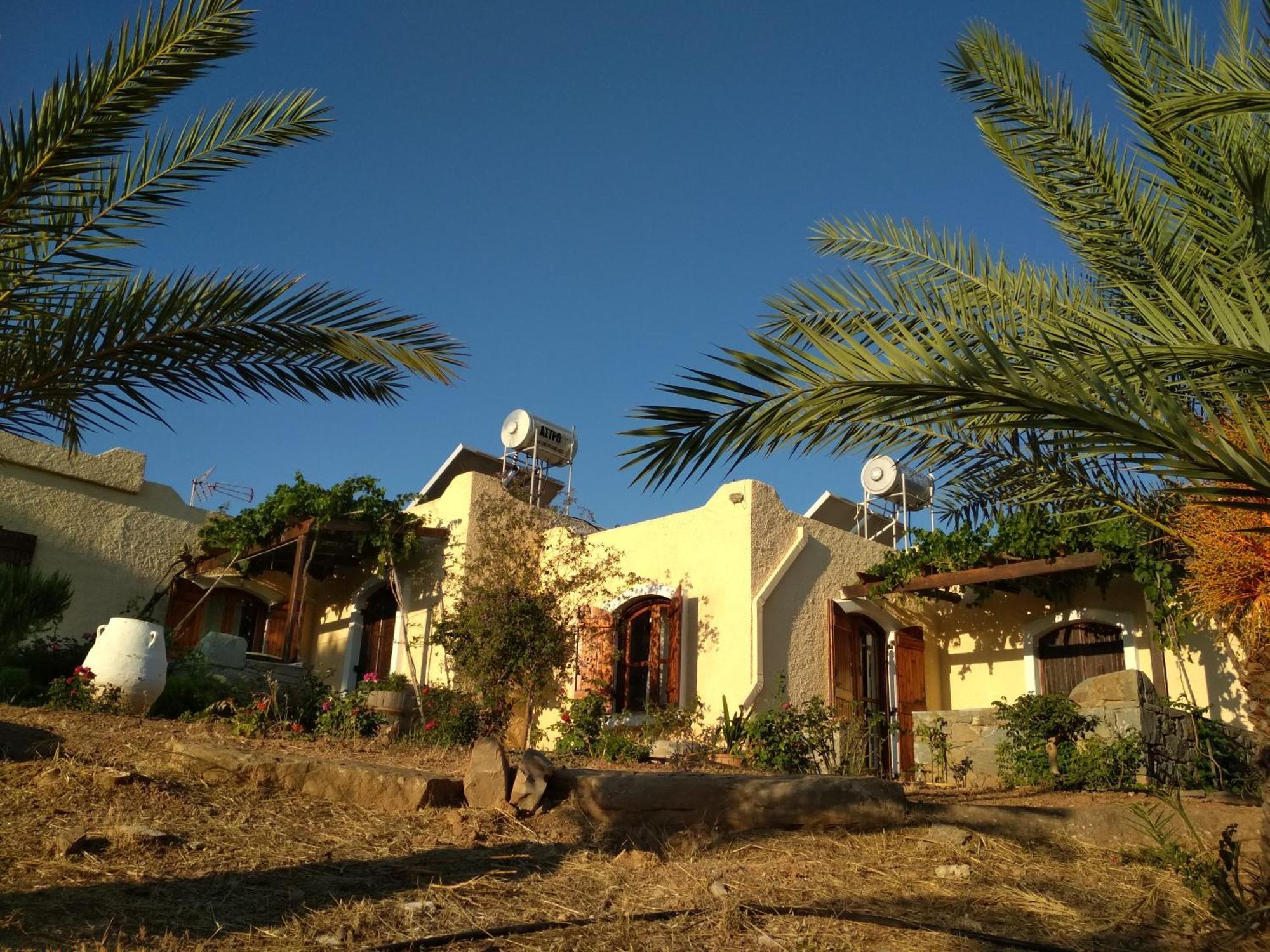 Porto Heli Apartments Palekastro Exteriör bild